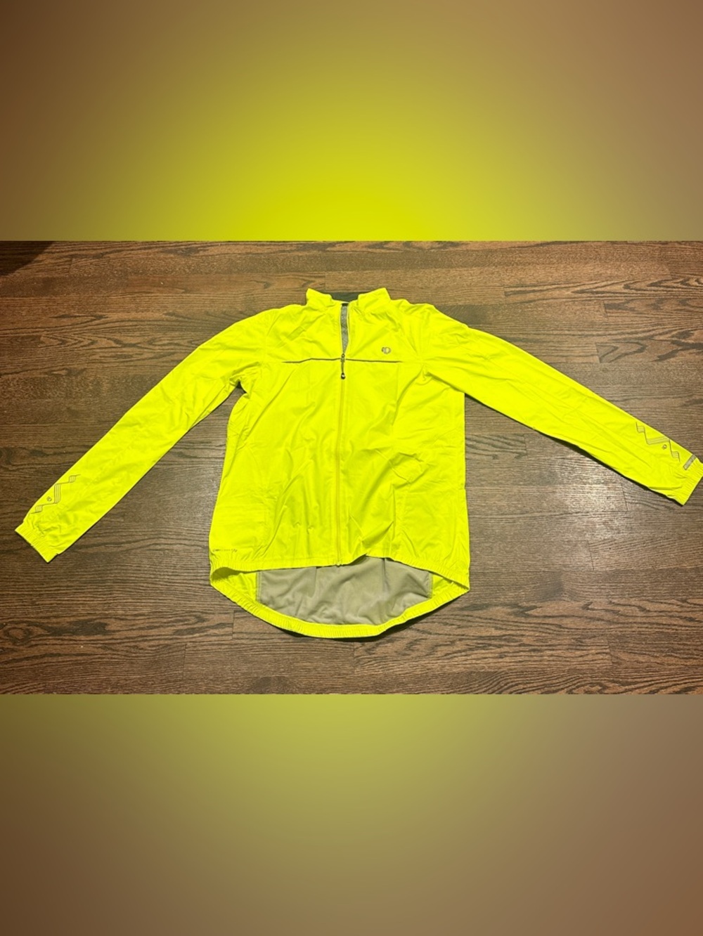 Pearl Izumi Elite Series High-Visibility Yellow Cycling Hiking Running Jacket